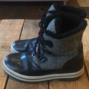 Merona Women’s Faux Fur Lines Boots